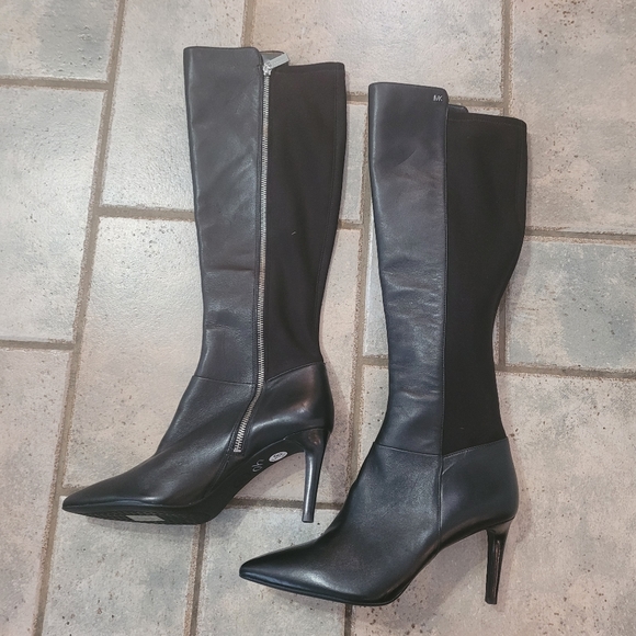 🤑SOLD🤑Michael Michael Kors Dorothy Flex Boots - Picture 9 of 14